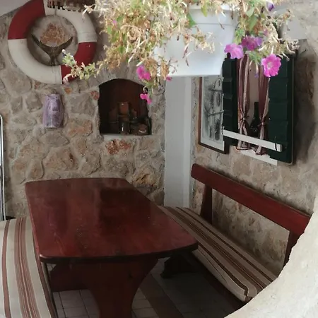 Slavica Jezera