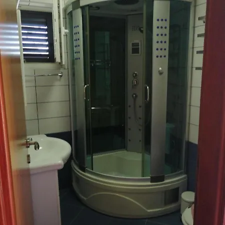 Slavica Apartman *