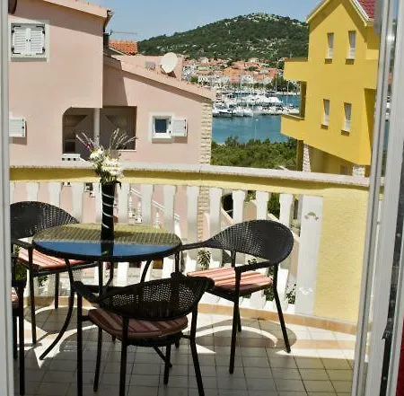 Slavica Apartman *